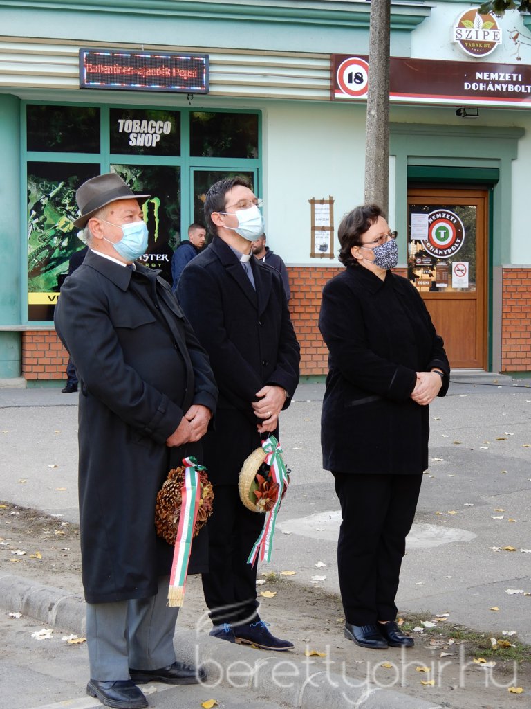 Az '56-os forradalomra emlékeztünk 14